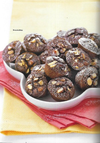 Weight Watchers Magazine Five Ingredient 15 Minute Recipes Entrees Desserts 2011 - Picture 4 of 12
