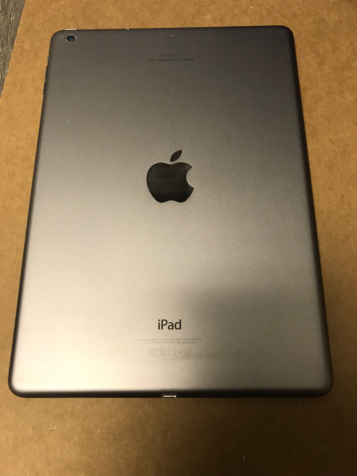 Apple iPad Air A1474 16GB Wi-Fi, 9.7 Space Gray With Major Screen 