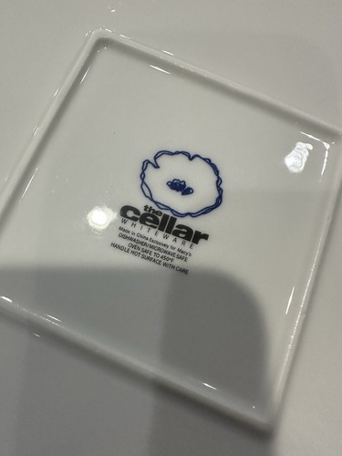 4 The Cellar Whiteware Indigo Bloom Square Dinner Plates 11.25" Blue/White - Picture 8 of 9
