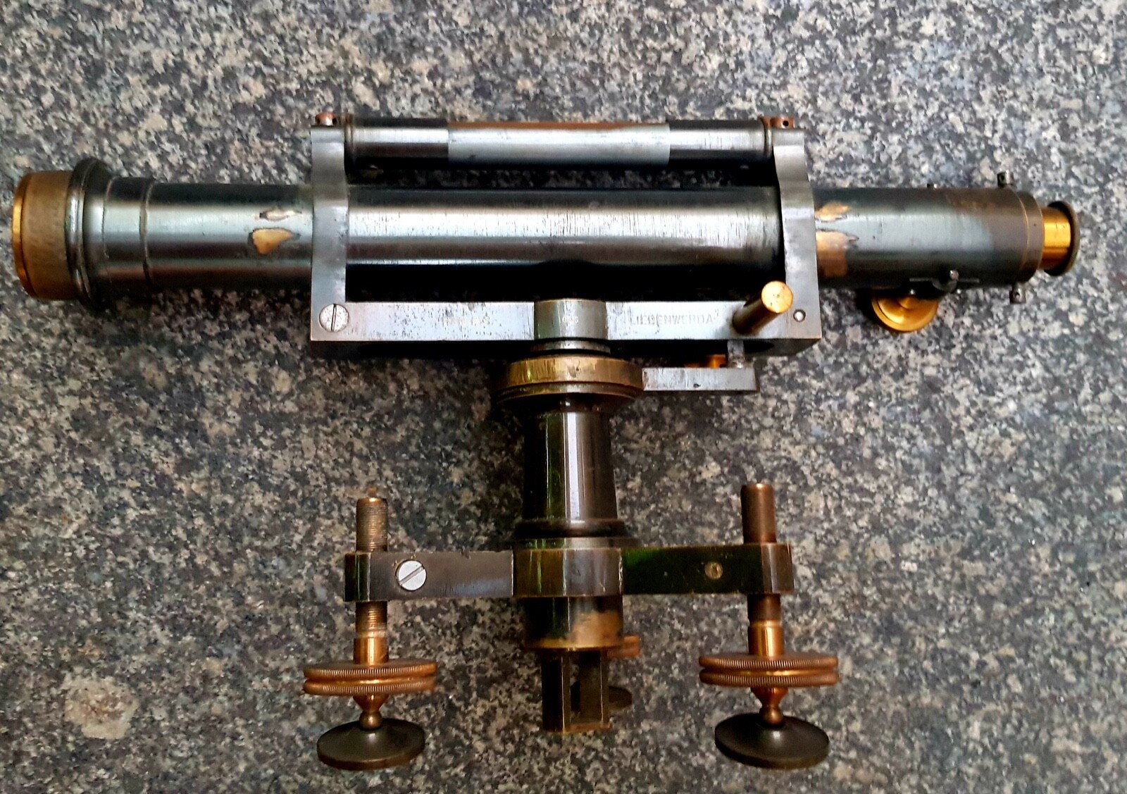 Vermessungsgerät Nivelliergerät Theodolit Vermessungsinstrument Liebenwerda BOX