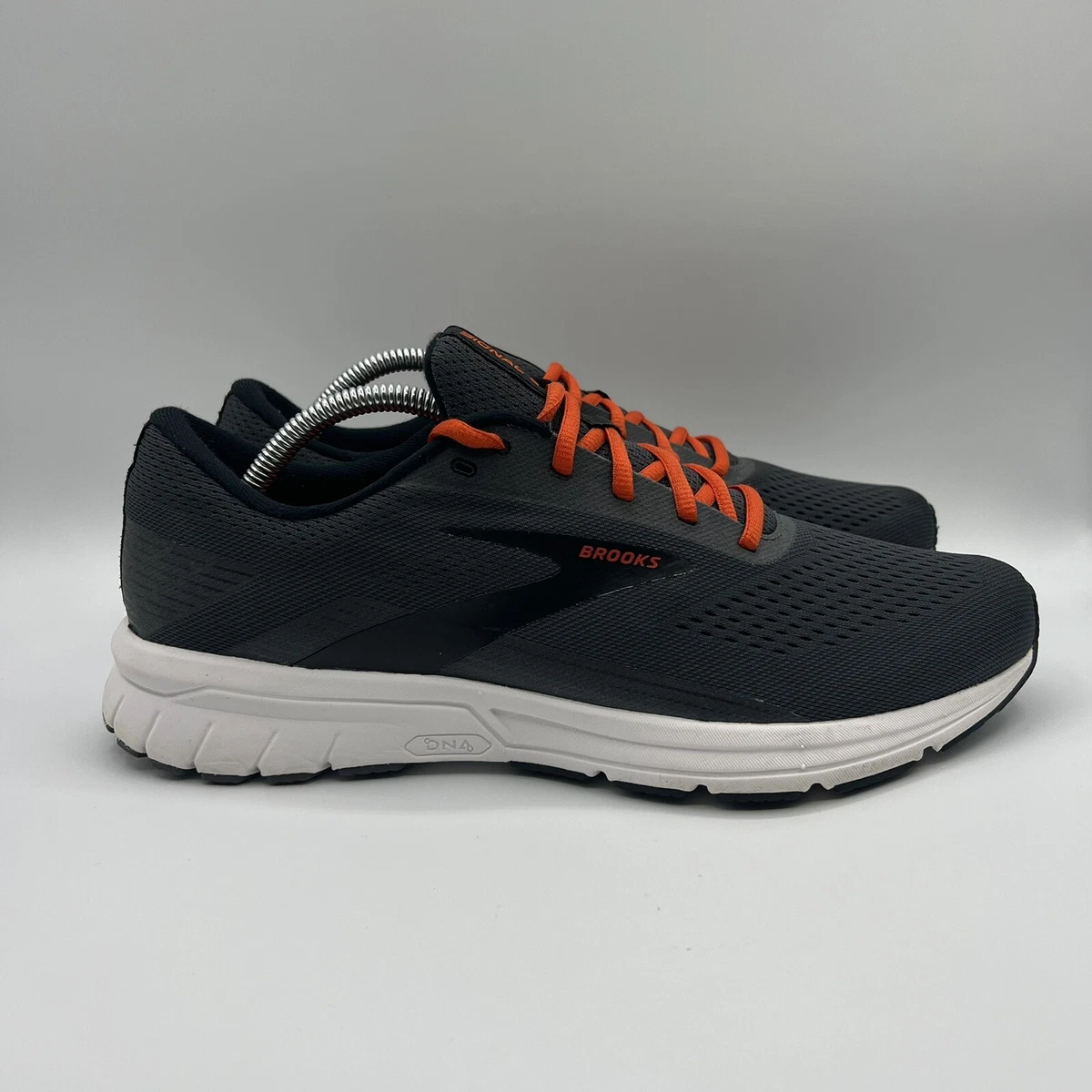 Brooks signal shop running shoe