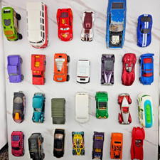 Lot of 25 Diecast Toy Cars Hot Wheels Matchbox Disney Pixar Cars Loose