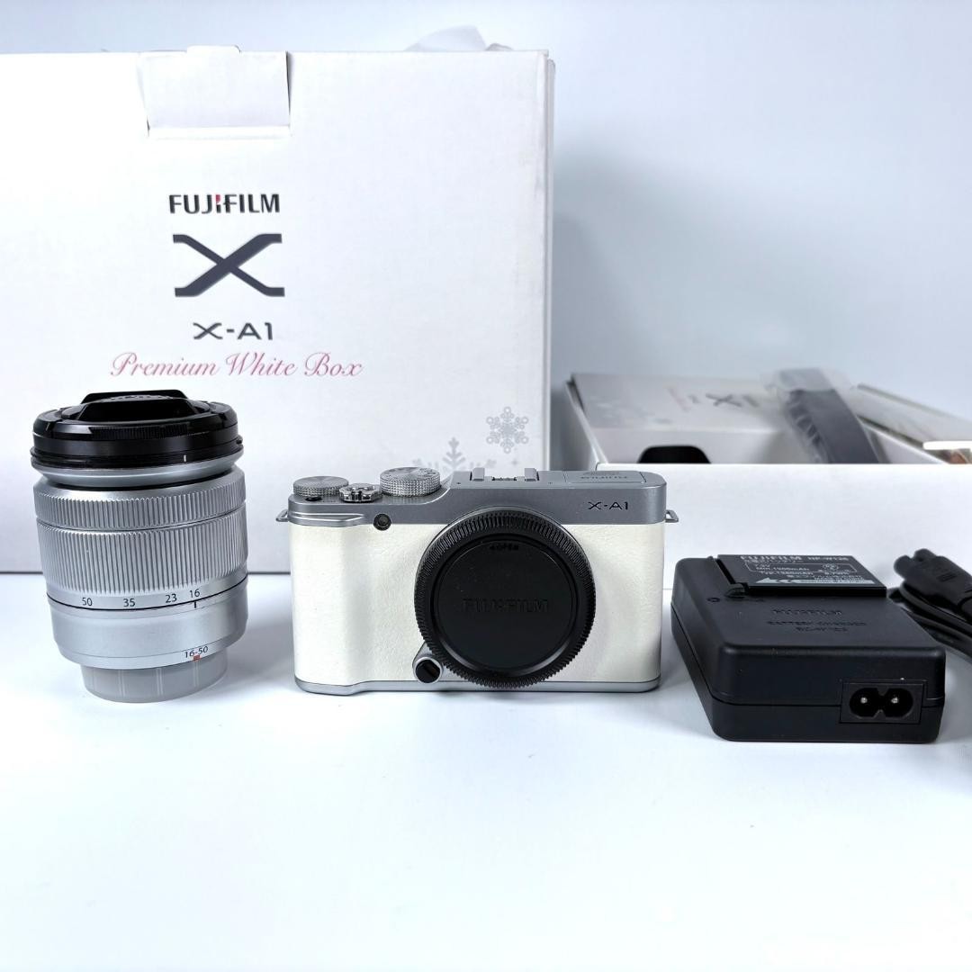 Fujifilm X-A1 Mirrorless Camera White 16-50mm Lens Kit Tested