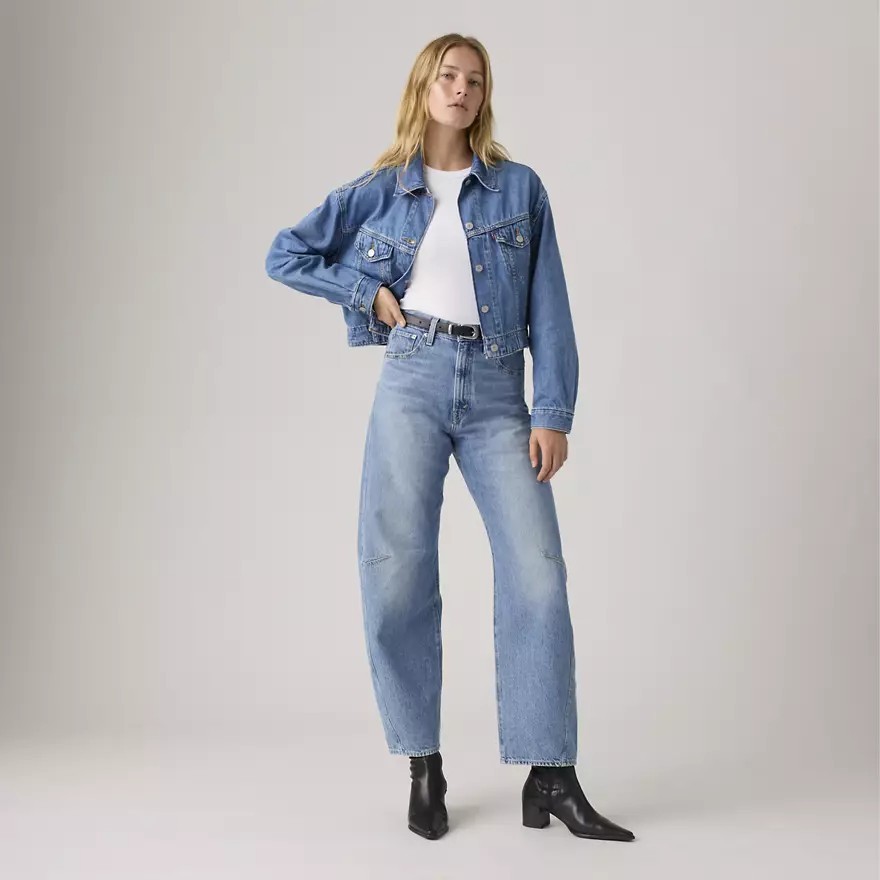 SALE!!! Levi's Cinch Barrel Women's Jeans Let Love In - Medium Wash FREESHIPPING