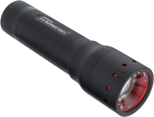 Linterna Led Lenser P7.2 Alcance 260 Metros 320 Lúmens - Imagen 2 de 6