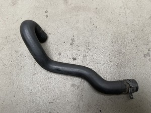 Kühlmittelschlauch 06B121058A VW Passat Variant 1.6 Bj 1998 3 B 2673729
