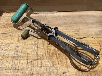 Vtg A&J High Speed Egg Beater Mixer Hand Crank Wood Handle