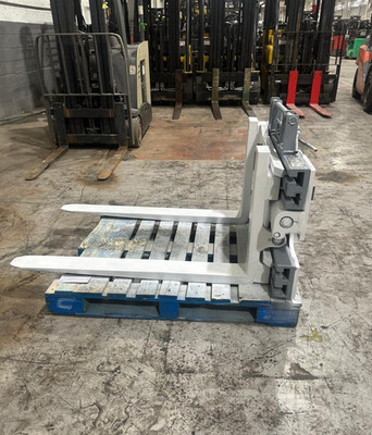 Cascade 50D-CFB Class 2/3 Fork Clamp 5K Capacity 48'' Refurb
