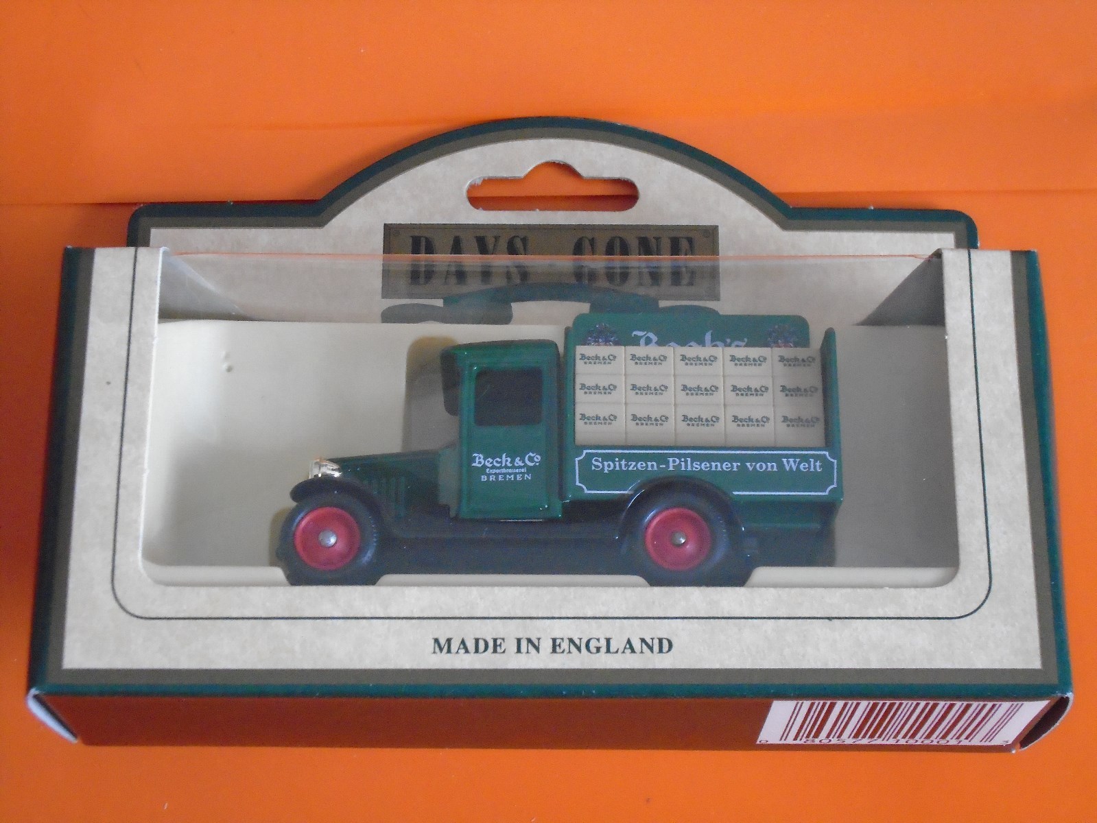Lledo No 26016 - Diecast Model Of A 1928 Chevrolet Delivery Van - BECK'S BEER
