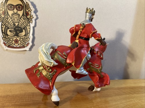 PAPO 2001 Red Lion Medieval Horse Figure 2000 KING Richard KNIGHT rider & SHIELD - Picture 7 of 8