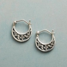 Silver Tone Flower Hoop Earrings Women Simple Retro Bohemian Style Jewelry