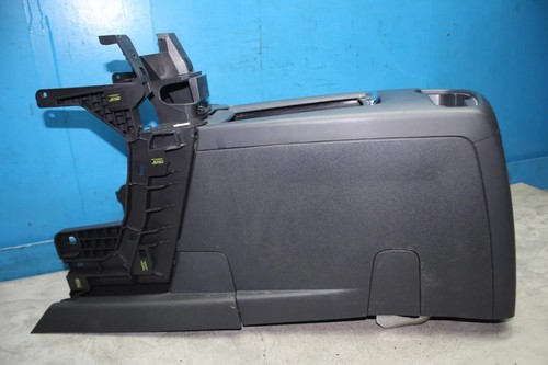 Middelste console vak bekerhouder 9670593077 9686267677 Peugeot 5008 I 0E Bj.13 - Afbeelding 4 van 10