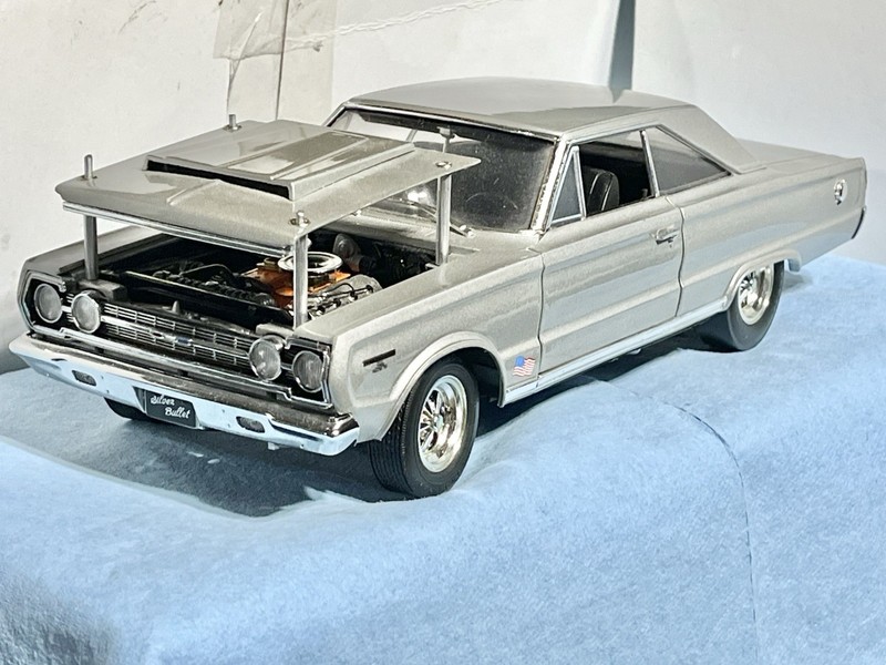 1:18 CAMPBELL COLLECTIBLES 1967 PLYMOUTH GTX “THE REAL” SILVER BULLET 426 HEMI