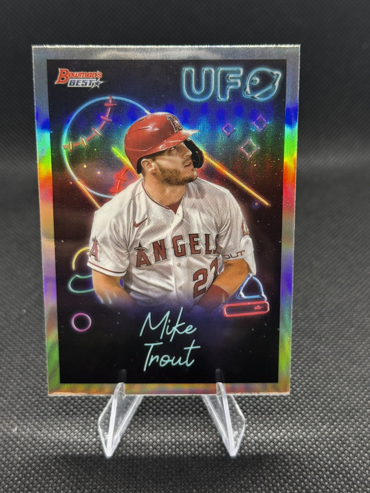 MIKE TROUT - 2022 Bowmans Best UFO Refractor Los Angeles Angels #UFO-1
