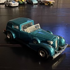 Hot Wheels 1981 verde 35 Classic Caddy Cadillac Whitewall Malesia