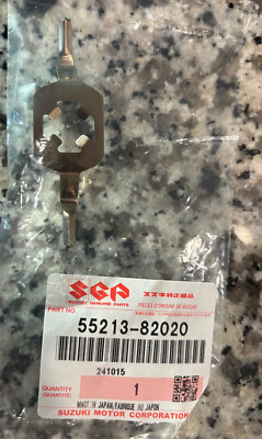 SUZUKI CARRY TRUCK DD51T FRONT BRAKE PAD ANTIRATTLE CLIP OUTER 55213-82020
