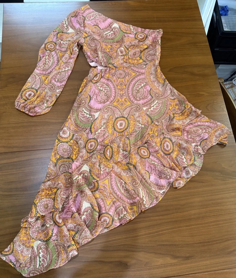 Bcbg Generation One Shoulder Asymmetrical Pink Paisley Dress. Waist Cut Out Sz 6 - Image 2 of 4