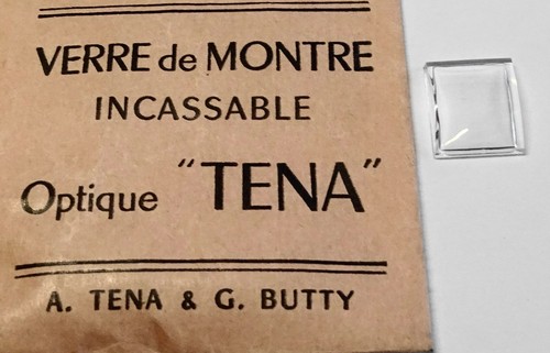 Verre De Montre Rectangulaire Genève - 11 X 10 Mm - Neuf Sans Étiquette - Pour Réparation