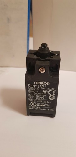 D4N-1131 LIMIT SWITCH TOP PLUNGER 1NC/1NO (SNAP-ACTION) KIT OF 2 PIECES OMRON - Picture 1 of 5