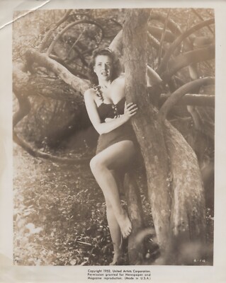 Unknow Woman (1952)   Leggy Cheesecake Hollywood beauty Vintage Photo K 144