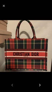 dior book tote red