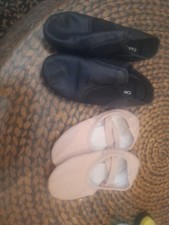 2 Pairs Kids Dance Shoes Ballet Jazz Fits Street Shoe Size 10.5 Pre-owned