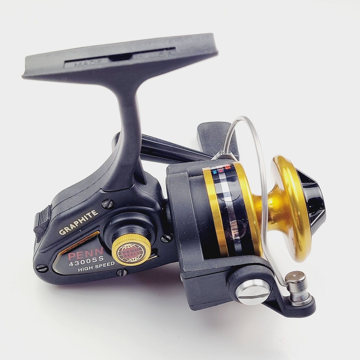 Penn 4300SS Fishing Spinning Reel Graphite Made in USA 4300 SS for