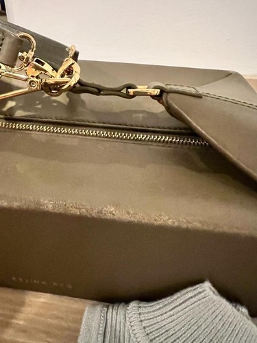 REJINA PYO Olivia Handbag Purse Leather in Olive Green w/Dust Bag USED Good Cond - Picture 3 of 7