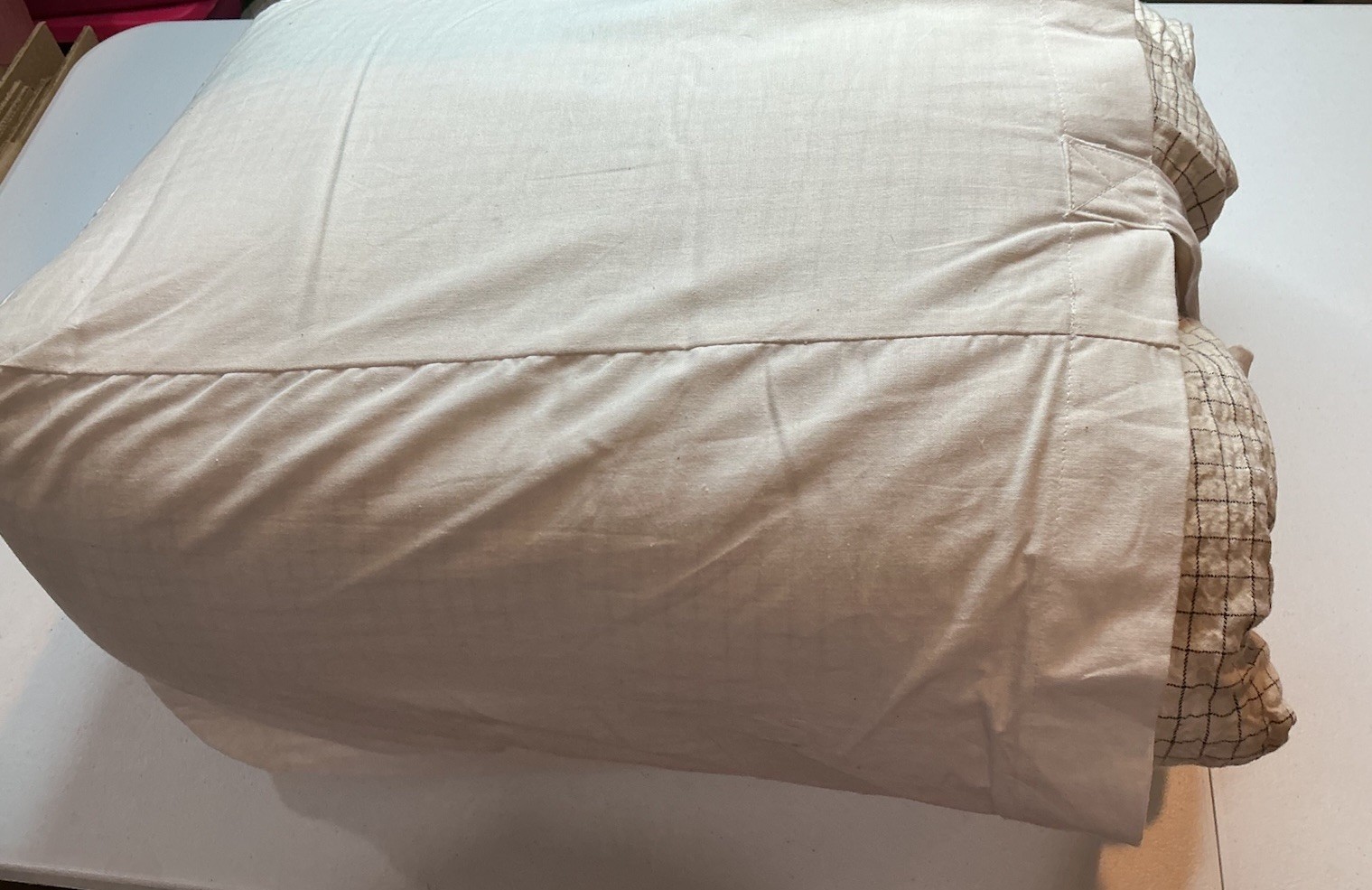 Hearth &Hand Magnolia  Mini Grid Stitch Comforter  Set Railroad 