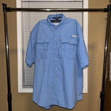 Columbia PFG Size Medium Button Up Collared Shirt.