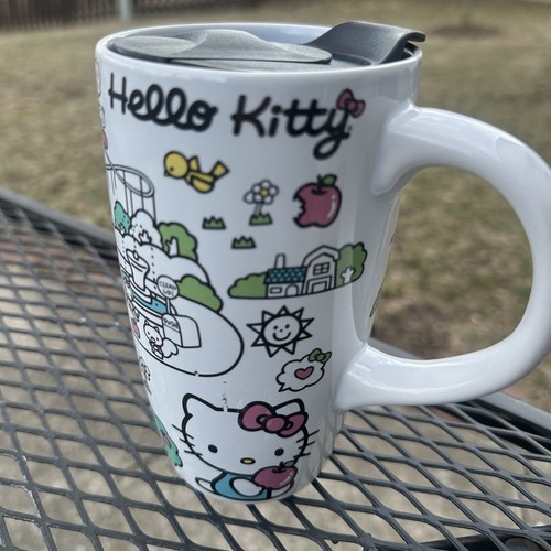 Neu mit Etikett Sanrio x Hello Kitty Vergnügungspark Thema Kaffeebecher mit Deckel 16 Unzen - Bild 9 von 11