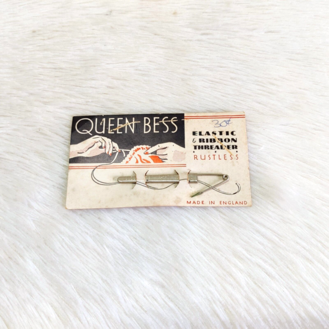1940s Vintage Queen Bess Ribbon Threader Unused Pack England Sewing Collectible
