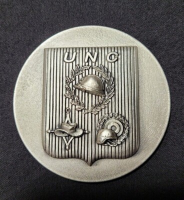 MÉDAILLE MILITAIRE ANCIENNE U.N.C Union Nationale Combattants CHOBILLON PARIS $7.89 - PicClick CA