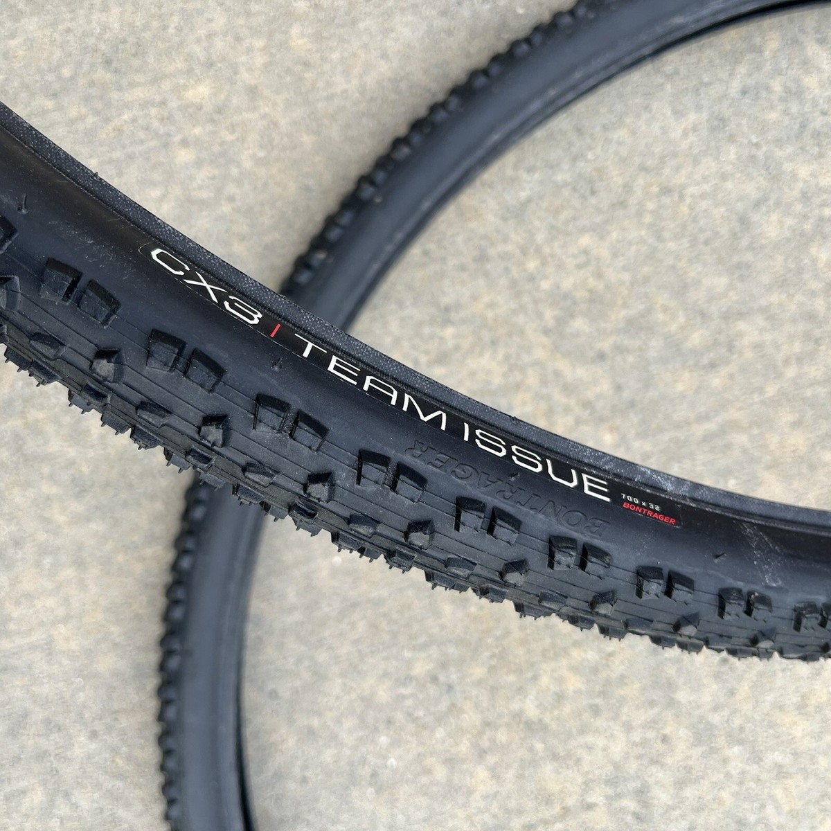 NEW Bontrager Trek CX3 Team Issue 700x32 Tires Set Pair NEW Bontrager Trek CX3 Team Issue 700x32 Tires Set Pair