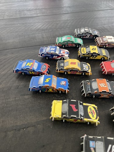 Lot Of Nascar Small Puzzle Cars Made In 2002 -31, 8, 12, 48, 15, 17, 32, 1, 88,3 - Picture 4 of 12