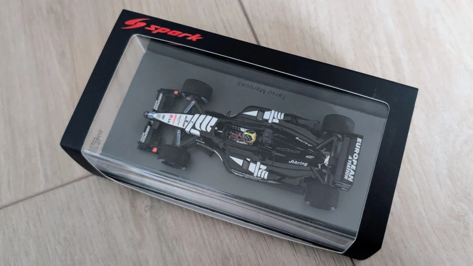 Spark Minardi PS01 1:43 - Tarso Marques - GP del Canada 2001 - Immagine 3 di 4