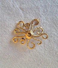 Vintage Bozart Italy Gold Tone Brooch