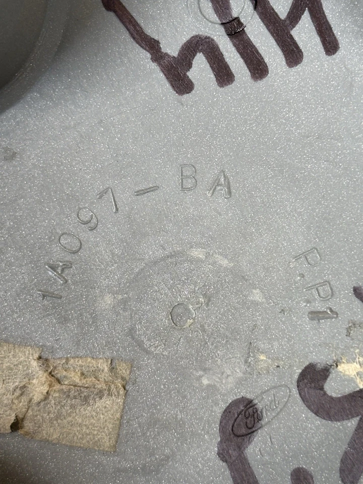 Tapa central rueda Ford Mustang Mercury Capri 70-86 D9ZC-1A097 Ba Foto 3 de 3