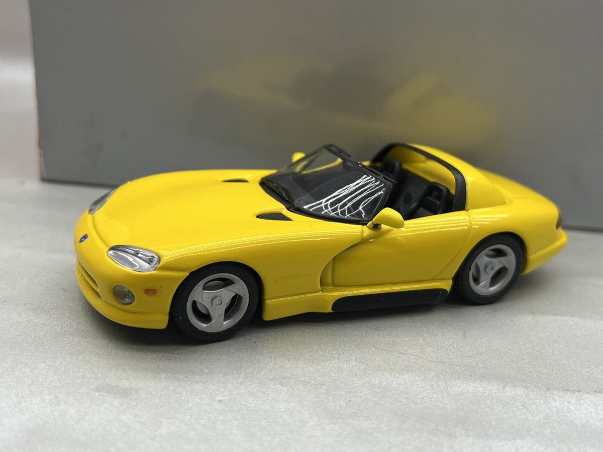 🇺🇦 1:43 Dodge Viper RT10 Minichamps Yellow ONLY MODEL 1/43 | eBay