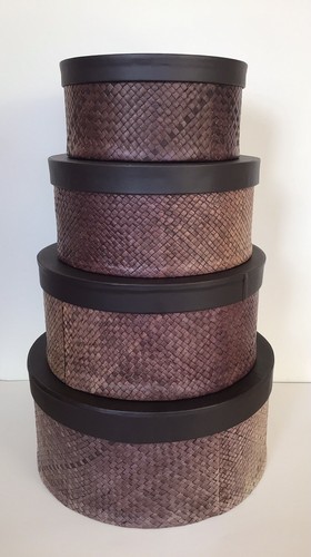 NEW! DECORATIVE STACKING WOMENS HAT BOXES GRADUATED SIZES WICKER BROWN SET OF 4 - 第 1/12 張圖片