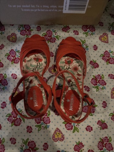 JOE BROWNS Ladies Orange Faux Suede Microsuede Peep Toe Heel Sandals Size 7 NEW - Picture 12 of 15