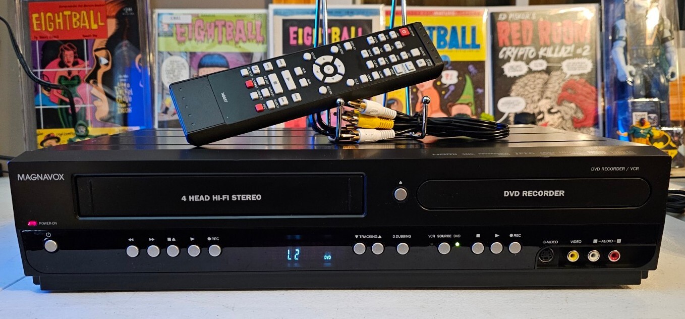 Magnavox MDR161V/F7 VCR/DVD Dubbing Recorder VCR/DVD Combo w Remote