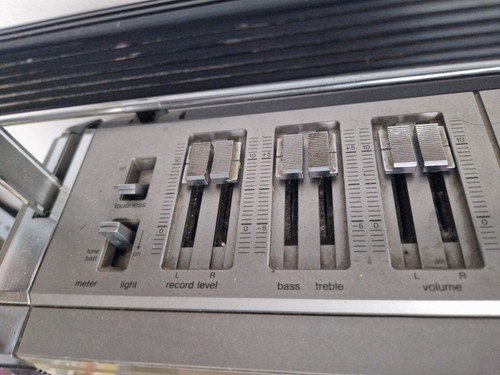 Sharp GF 9494 Transistorradio Ghettoblaster Radiokassettenrekorder Vintage Radio - Bild 5 von 14