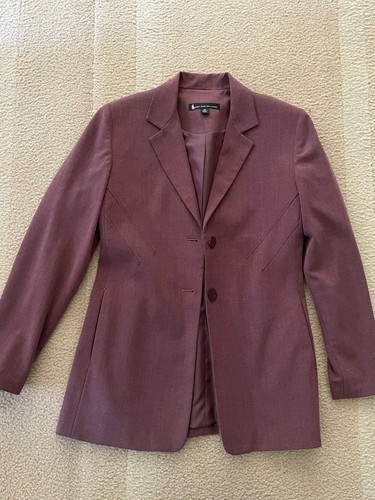 Larry Levine maroon/dusty rose two-piece career skirt suit lined Size 4P - Picture 2 of 9