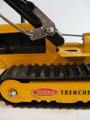 Tonka Construction Trencher Rubber Bulldoz Treads Front-End Loader + Backhoe ts - Picture 14 of 24