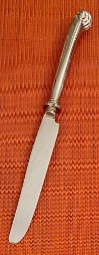 VTG Towle CHURCHILL 18/8 Stainless NEW FRENCH HOLLOW DINNER KNIFE 9-1/2” Japan - Picture 3 of 3