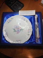 Aynsley Little Sweetheart Bone Chinacheese Plate And Knives Pair