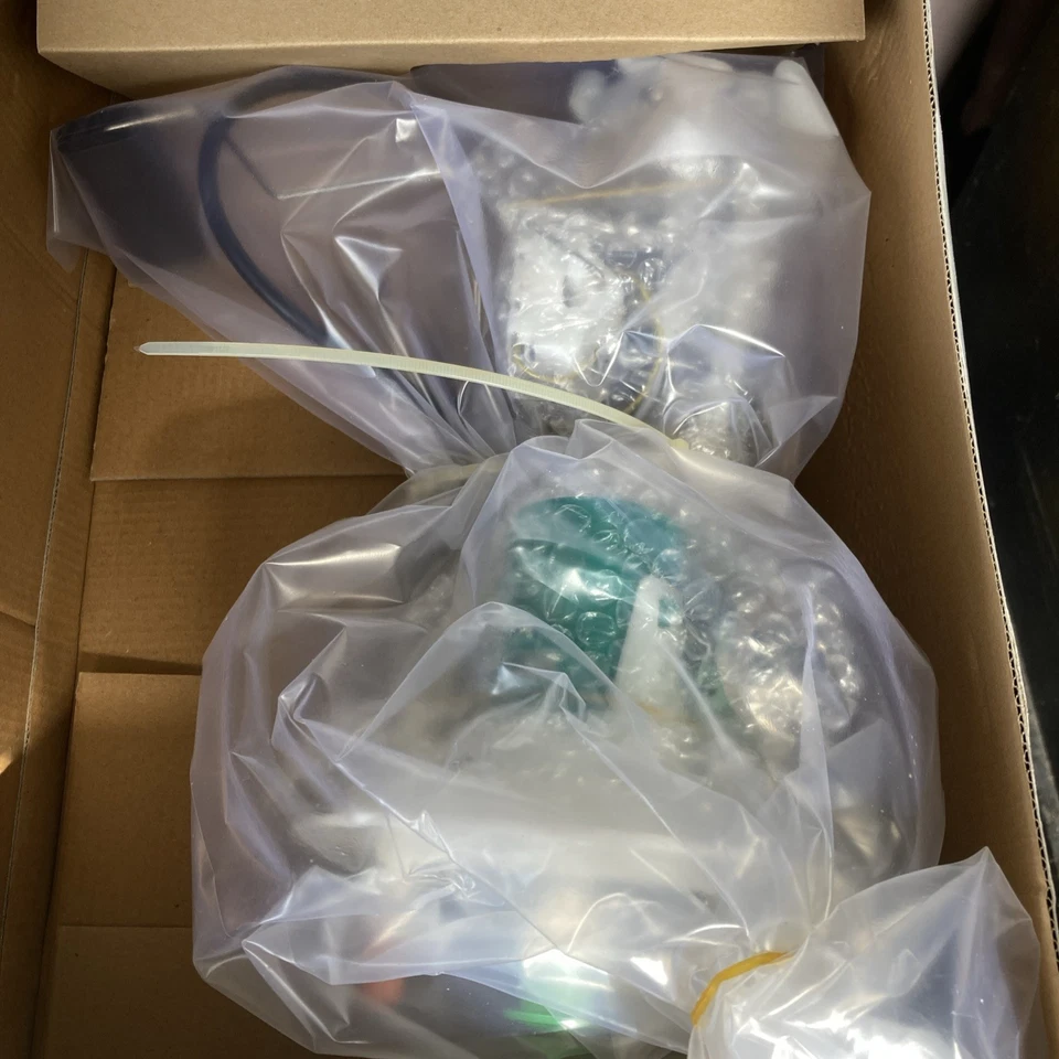 Módulo de bomba de combustible Spectra Premium SP2131M para Ford Lincoln Expedition Navigator Foto 2 de 4