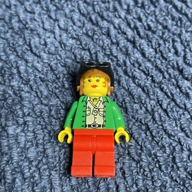 LEGO Adventurers Dino Island 5935 Island Hopper 100% Complete W/Box & Book