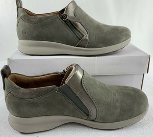 clarks un loop taupe